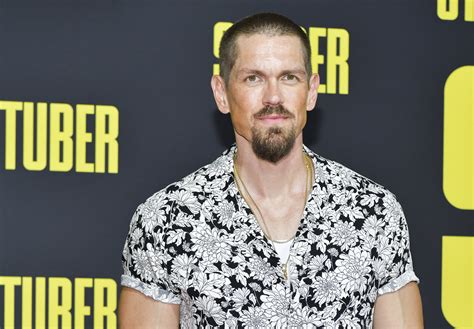 Steve Howey (actor)